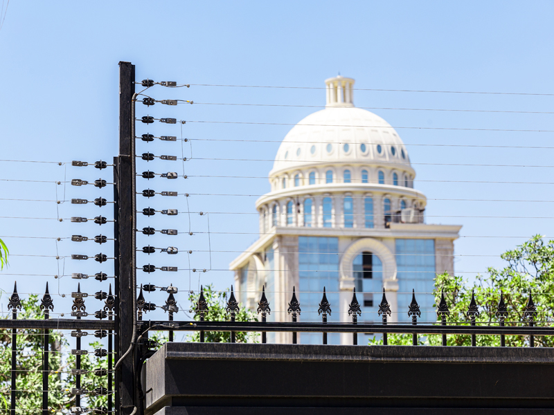 فنس الکتریکی هوشمند