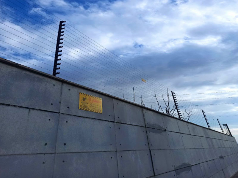 نقش و کاربرد هوش مصنوعی در خانه هوشمند - فنس الکتریکی